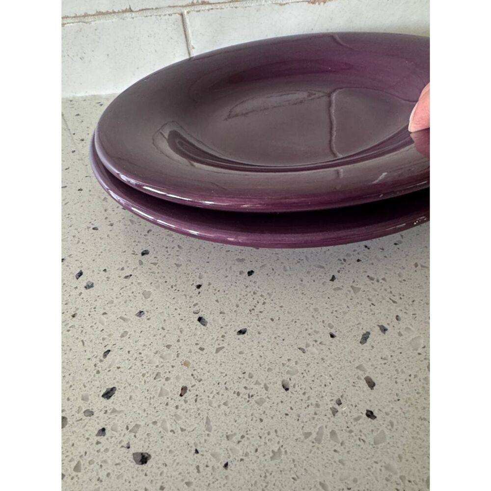 España Hand painted Collection Ceramic Purple Plum Dinner Plates Lot of 2 - Picture 6 of 7
